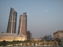 -南京眼步行桥