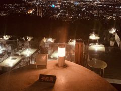 -草山夜未眠景观餐厅