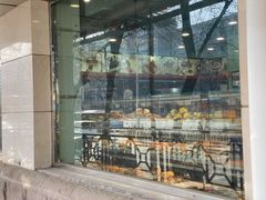 面包甜点陈列柜-新侨三宝乐面包店(崇文门店)