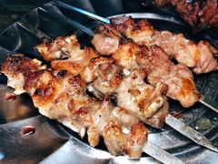 -烤肉小伙烤肉店