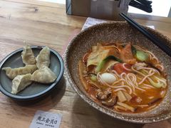 -蒙自源过桥米线(红谷滩万达店)