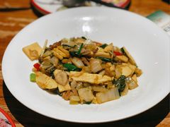 -新白鹿餐厅(银泰西湖文化广场店)