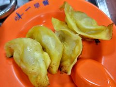 鲜肉锅贴/只-味一早餐(新芝路店)