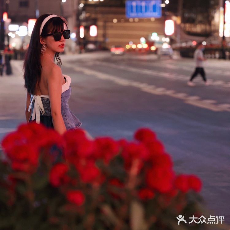 📸重庆攻略 | 摩登港风街头拍照圣地 | 重庆饭店