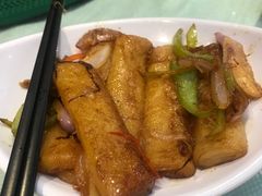 -万山楼海鲜酒家·二十三年老字号