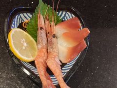-金马门国际美食百汇(珞喻路店)