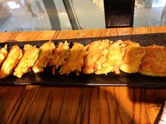 鱿鱼蔬菜饼-黑牛の店·和牛烧肉(大悦城店)