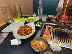 -臻牛烤肉