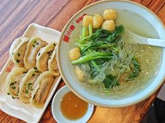 -小姜锅贴(凤凰街店)