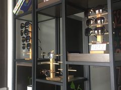 -视野联行眼镜蔡司·依视路官方授权店(顺城店)