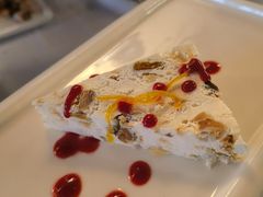 意式风味榛果冰淇淋蛋糕-BaBBo巴博意大利餐厅