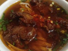 -矮子粉店1985·长沙米粉(湘春路店)