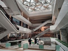 -广东大厦酒店(广州北京路步行街纪念堂地铁站店)