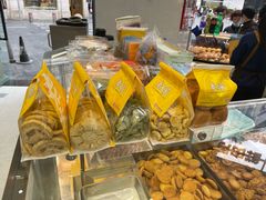 -真老大房(南京东路店)