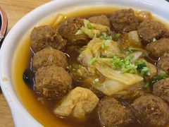 -万和春排骨砂锅米饭(新业广场店)