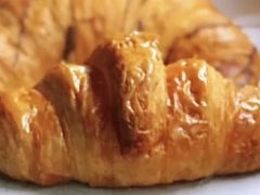 法式香酥可颂-星巴克(广州南站A18检票口楼上)