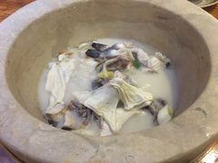 -滇香肴·云南菜蒸汽石锅鱼(云南北路店)
