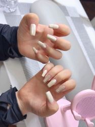 -小黑瓶美甲美睫