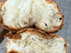 -秀云俄罗斯列巴屋(军星小区店)