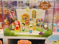 -泡泡玛特POPMART(杭州乐堤港店)