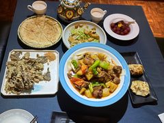 -伊带伊路新疆美食府(呼家楼店)