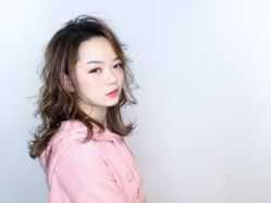 -PE SALON