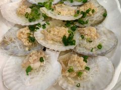 蒜茸粉丝开边蒸元贝-东江海鲜酒家(艺都分店)
