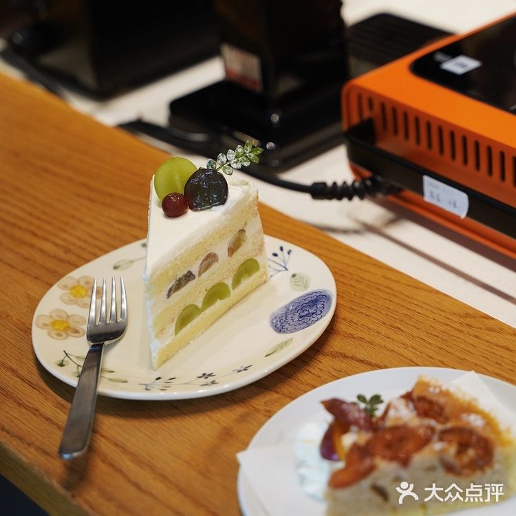 葡萄青提戚风 黑芝麻豆乳红茶戚风