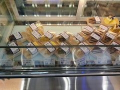 -禾沐·轻食·面包·咖啡
