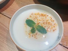 宫廷杏仁豆腐-四季民福烤鸭店(前门廊房二条店)