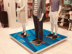 -优衣库(泉州中骏世界城店)