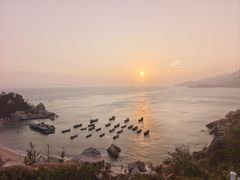 -那琴半岛地质海洋公园