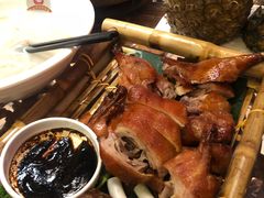 -老滇山寨•云南特色菜•地方菜•民族风情歌舞表演(金碧店)