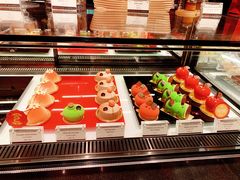 -Salon de The de Joel Robuchon(外滩18号店)