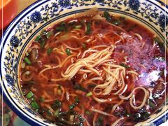 -伊穆祥牛肉面总店·清真