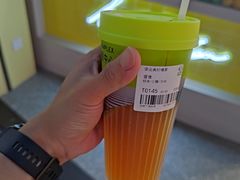 芽尖黄柠檬茶-丘大叔柠檬茶(乐峰广场分店)