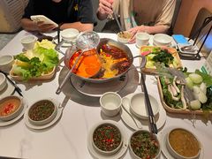 -左庭右院鲜牛肉火锅(七宝领展广场店)