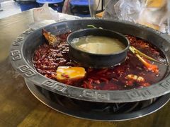 -黄潇洒老火锅(九眼桥宏济巷店)