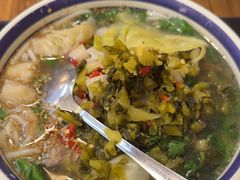 -云阿蛮云南生烫牛肉米线(奉贤路店)