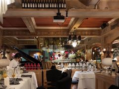 -火车头法国西餐厅