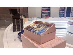 -自贸区跨境购物免税店(越秀滨海隽城商业广场店)