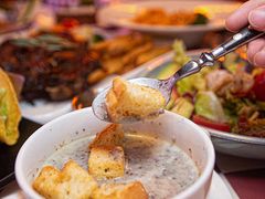 -鲨鱼美式餐厅酒吧Sharky