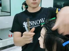 -首脑美容美发化妆美甲培训学校(长沙校区)