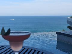 -瑰丽酒店·海吧·天际下午茶·现场DJ·天台酒吧