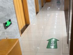 -上海仁爱医院口腔科 · 种植