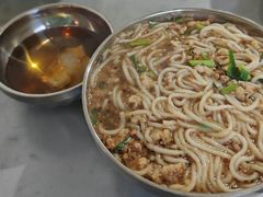 -正宗杨记普洱酸醋米线(总店)