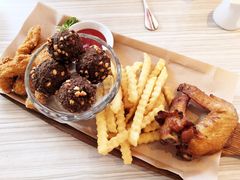 金秋溢彩小吃拼盘-必胜客(安阳中华路店)