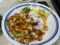 宫保鸡丁盖饭-丝路伊兰·兰州牛肉面(马连道店)