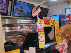 -华莱士·全鸡汉堡(财经学院店)