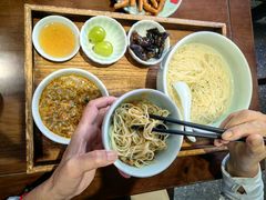 -蟹上黄·蟹黄面·江南糖水(人民广场店)